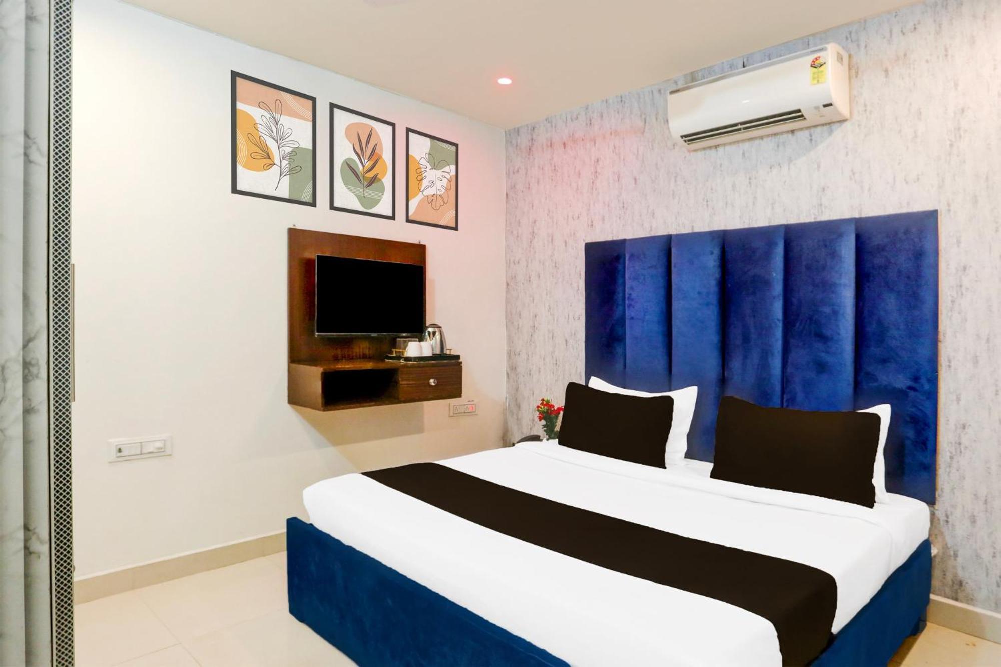 Super Collection O Roop Vihar Rohtak Formerly Hotel Maha Εξωτερικό φωτογραφία
